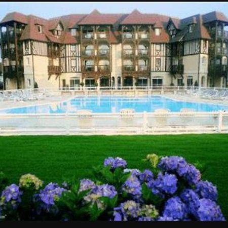 Appartement - Residence Du Golf Deauville 2 Екстериор снимка
