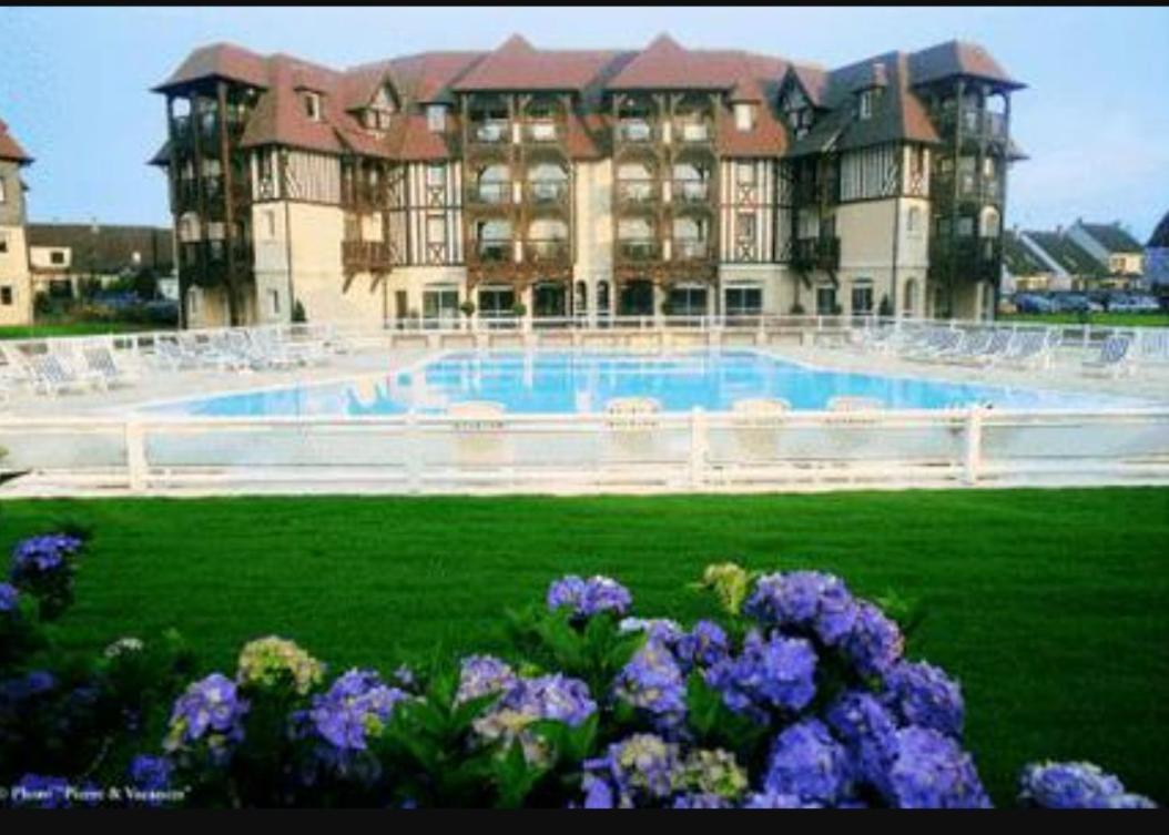 Appartement - Residence Du Golf Deauville 2 Екстериор снимка